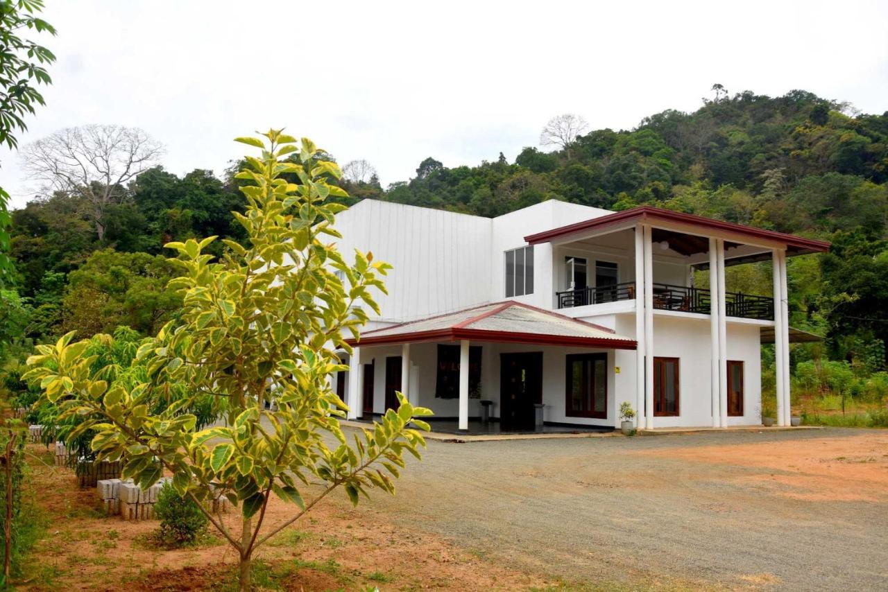 Wingate Hotel Wilgamuwa Wasgamuwa Bagian luar foto