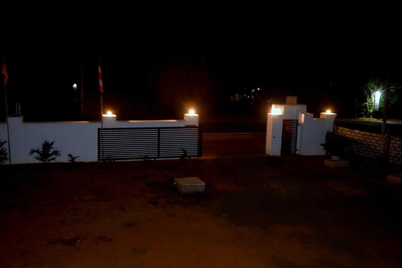 Wingate Hotel Wilgamuwa Wasgamuwa Bagian luar foto